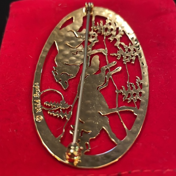 Gold Brooch - Picture 5 of 6